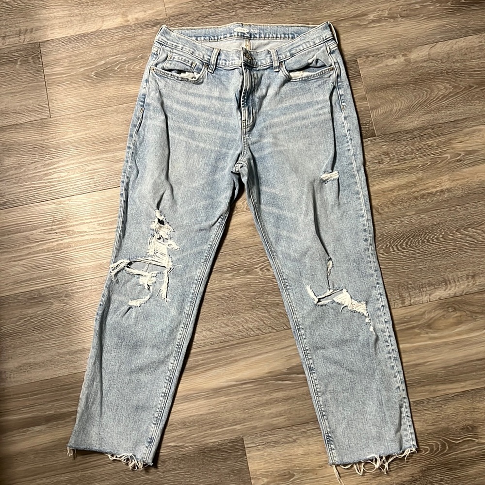 Light wash jeans